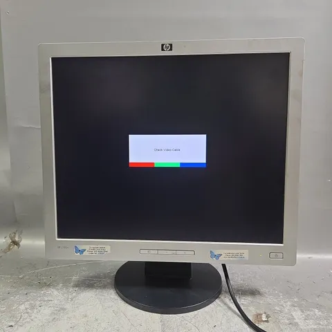 HP L1906 19" LCD COLOUR MONITOR