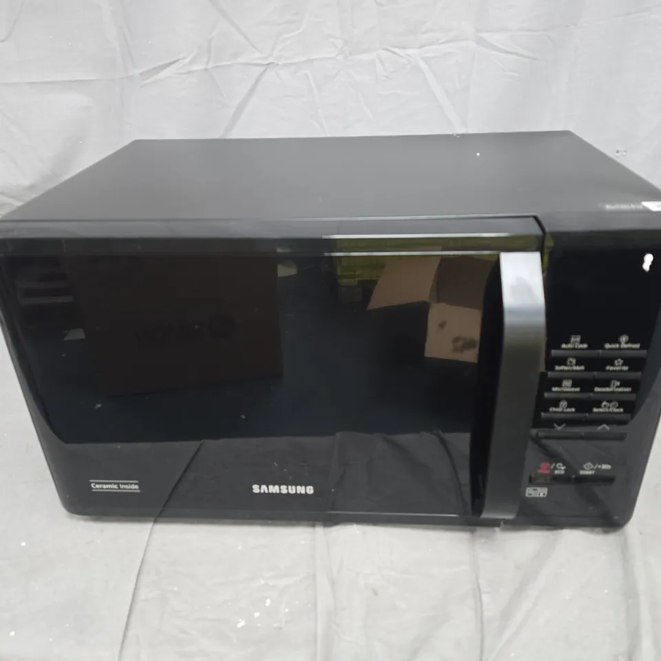 BOXED SAMSUNG MS23K3513AK/EU SOLO 23L MICRCOWAVE OVEN - COLLECTION ONLY