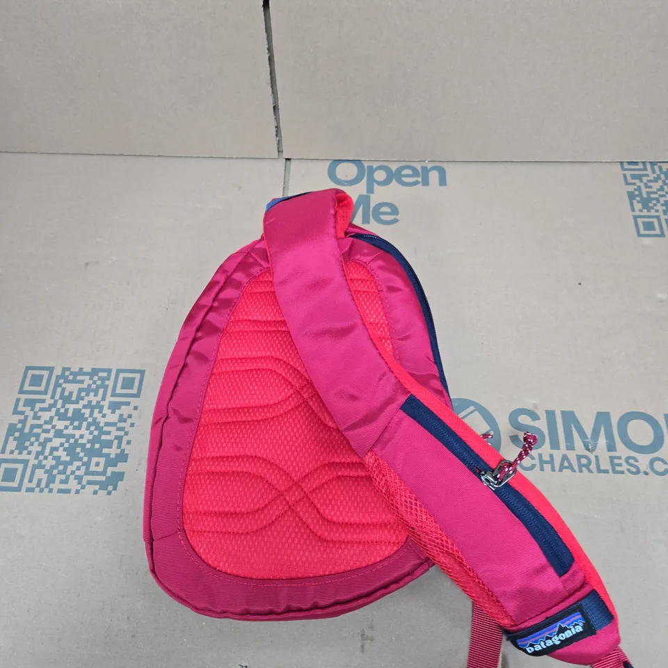 PATAGONIA ATOM 8L SLING BACKPACK – RED/BLUE