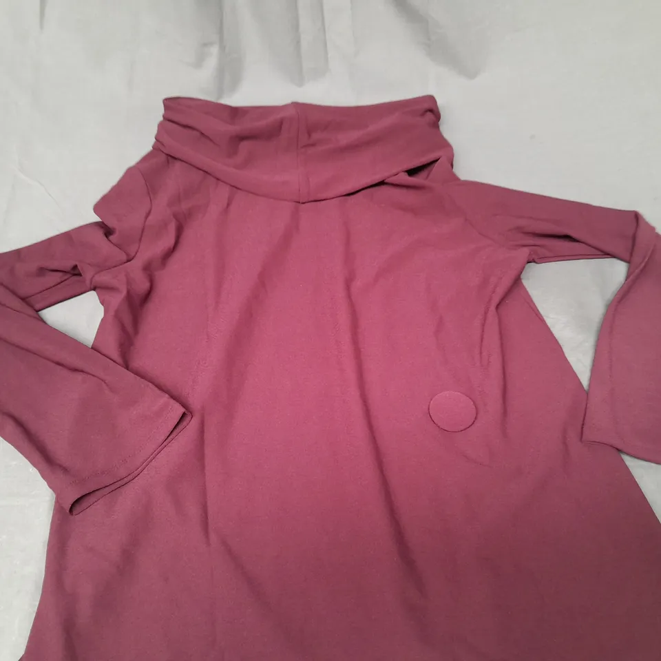 ROLL NECK LONG SLEEVE TOP IN BURGUNDY - SMALL