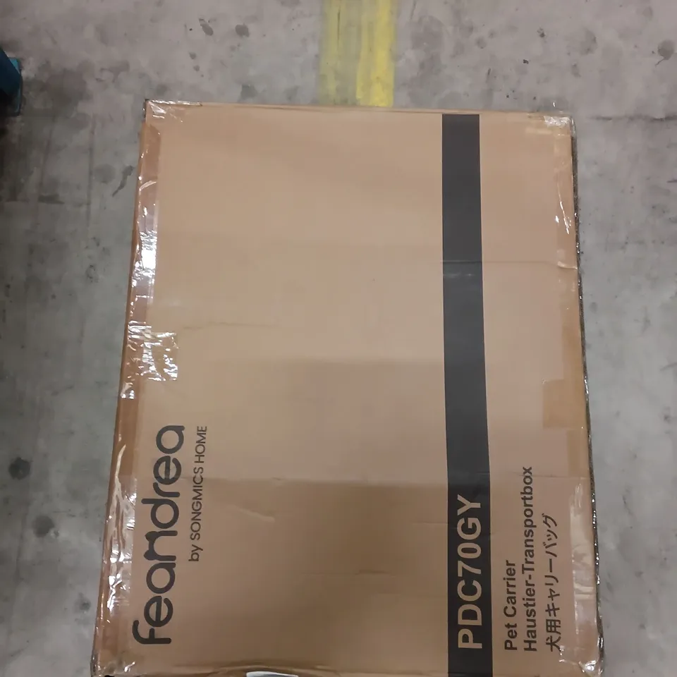 FEANDREA PET CARRIER PDC70GY