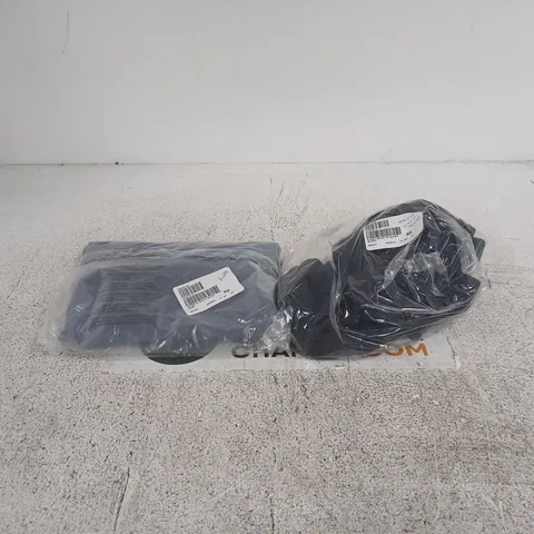 BOX OF APPROXIMATELY 20 ASSORTED CLOTHING ITEMS OF VARIOUS SIZES AND STYLES