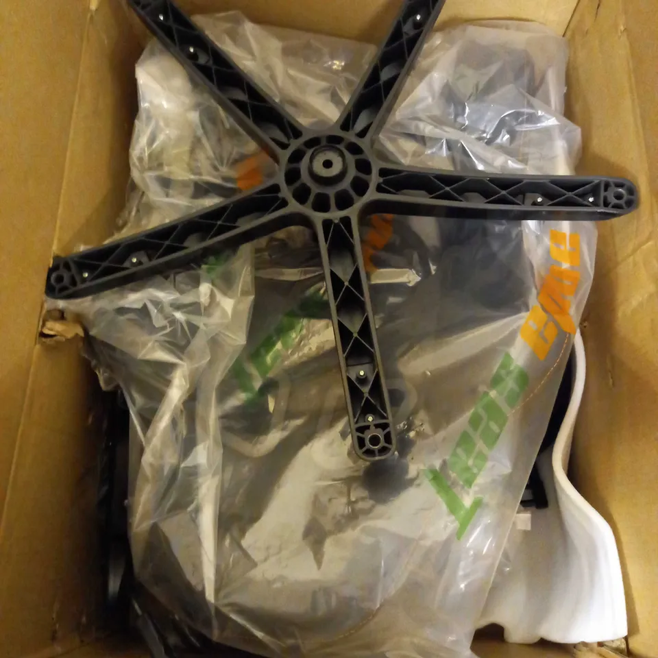 ANDA SEAT GAMING CHAIR, BLACK