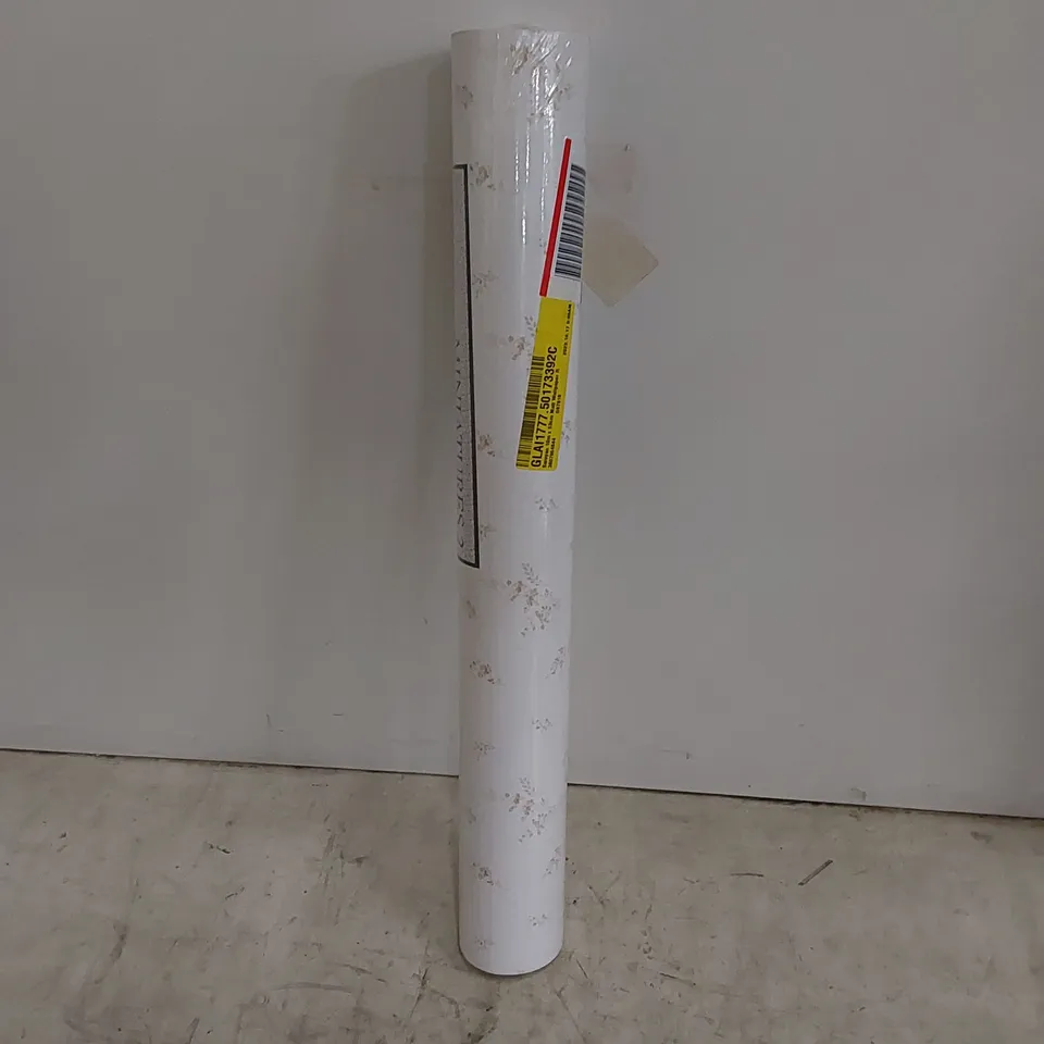 ROLL OF SAROYAN 10m X 53cm MATT WALLPAPER 
