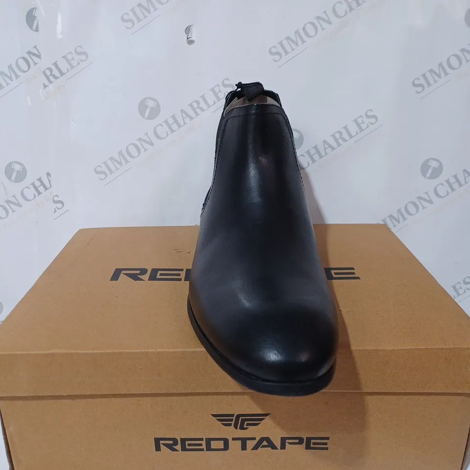 BOXED RED TAPE BEESTON BLACK BOOTS - UK 10