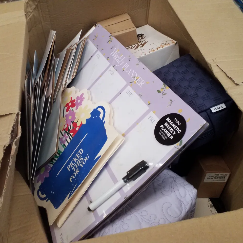 BOX CONTAINING WEEKLY PLANNER, PENCIL CASES, BIRTHDAY CARDS, COOKIE MONSTER ORNAMENT, GIFT BAGS & BAG DANGLERS