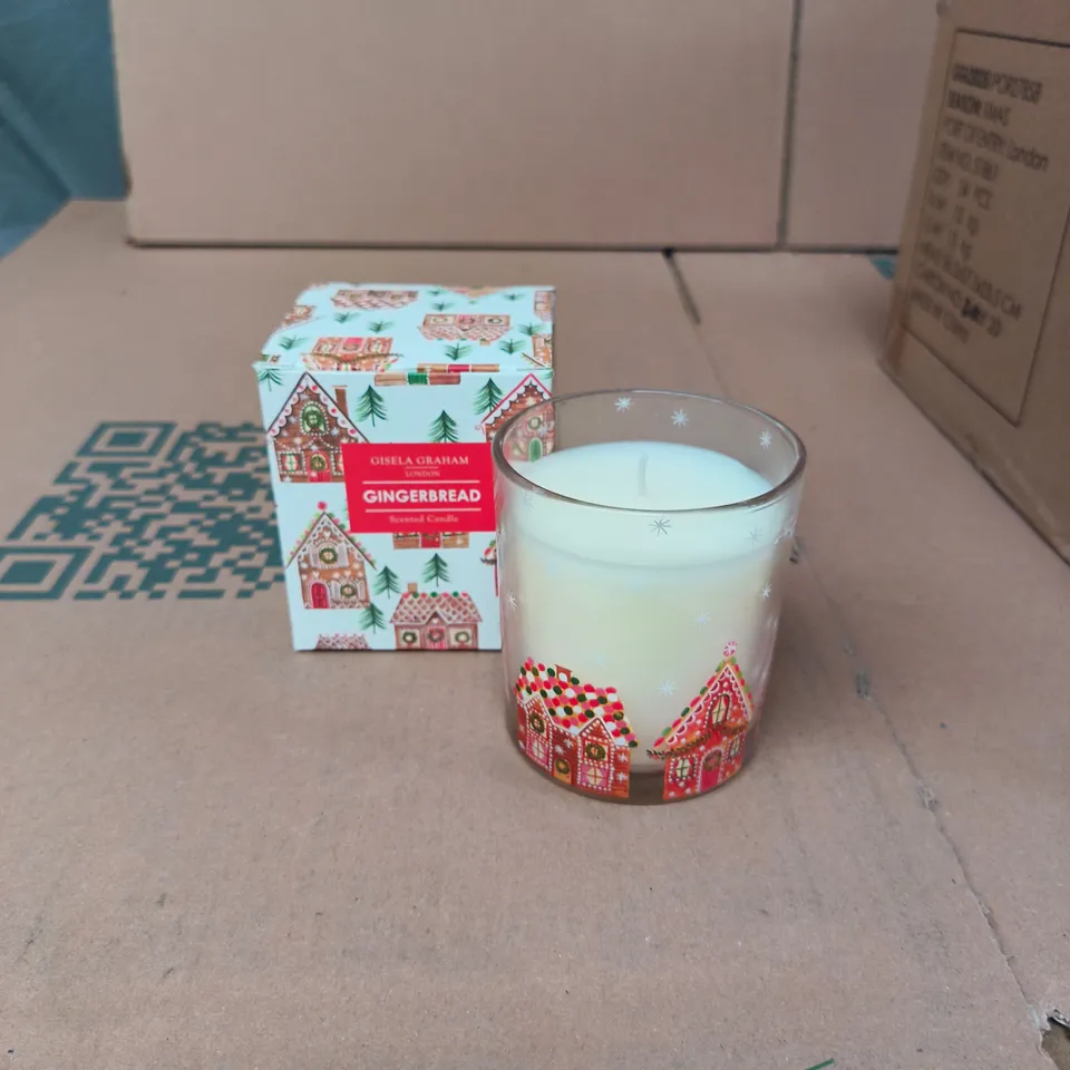 GISELA GRAHAM GINGERBREAD SCENTED CANDLE – CLEAR GLASS WITH FESTIVE HOUSES - BOX OF 24