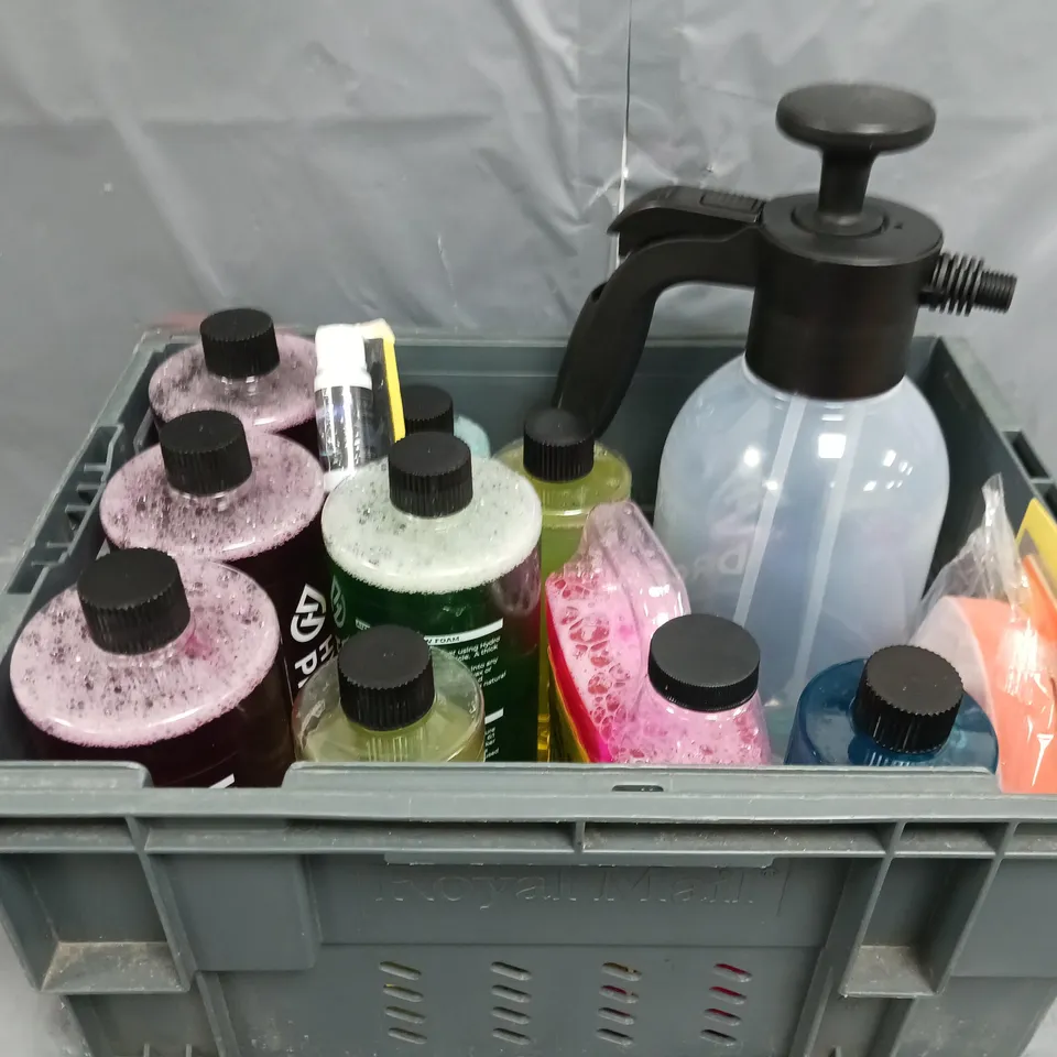 APROXIMATELY 10 CAR CLEANING PRODUCTS TO INCLUDE; SNOW FOAM, HYDRO DETAIL AND LARGE PRESSURE BOTTLE