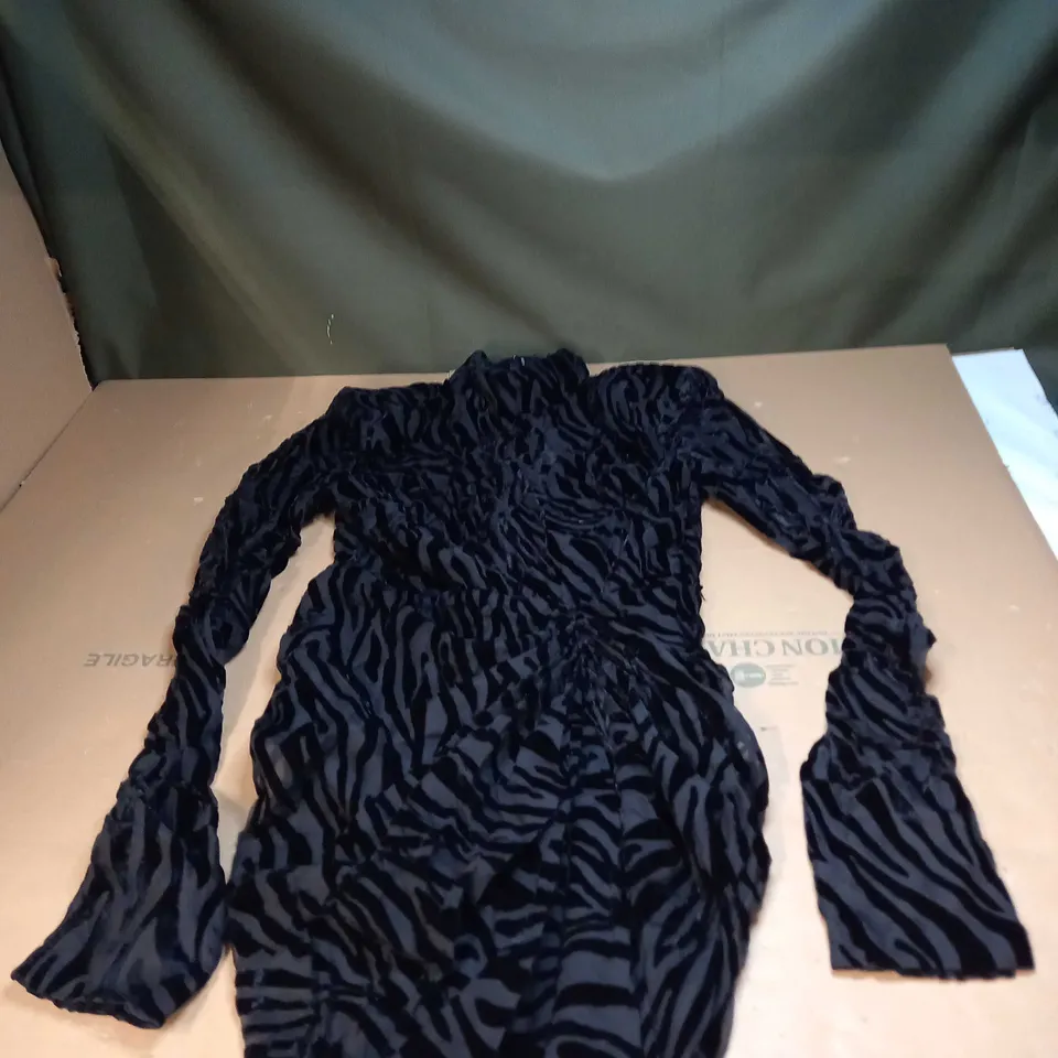DESIGNER BLACK ZEBRA DEVORE HIGH NECK DRAPED MIDI DRESS SIZE 16