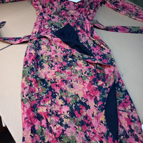 SEZANE BLACK/FLORAL METALIC DETAILED ROBE STYLE DRESS - SIZE 10