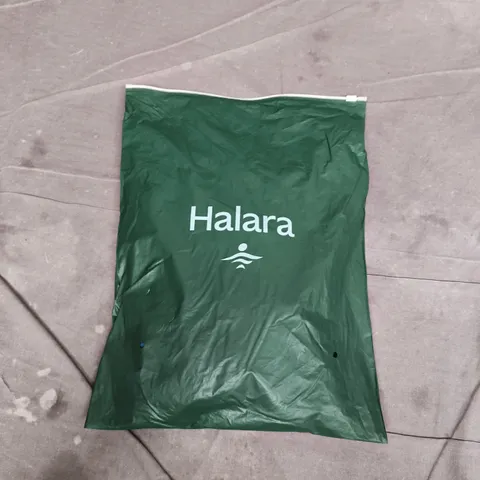 HALARA WIDE LEG JEANS – PETITE, UK M