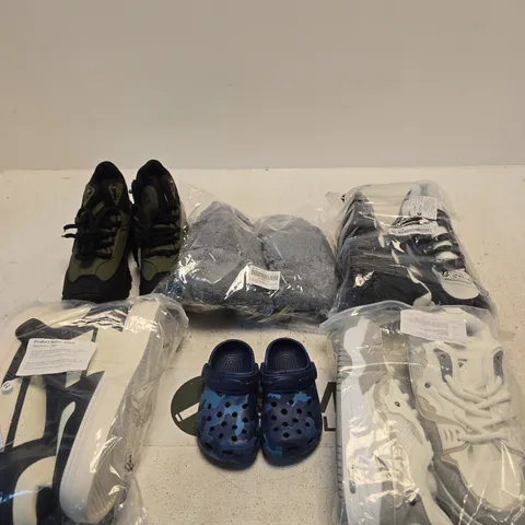 BOX OF APPROXIMATELY 25 ASSORTED SHOES IN VARIOUS COLOURS, STYLES AND SHAPES