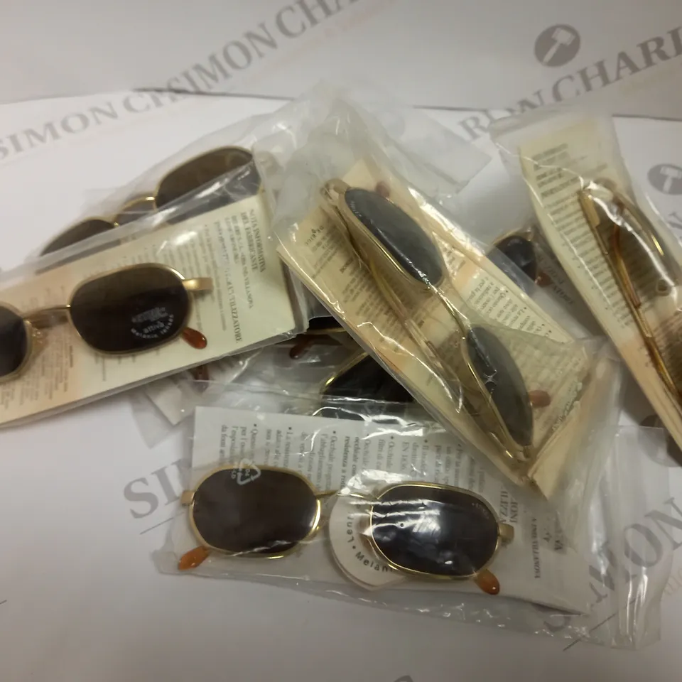 APPROXIMATELY 10 DE RIGO STING 4297 SUNGLASSES 