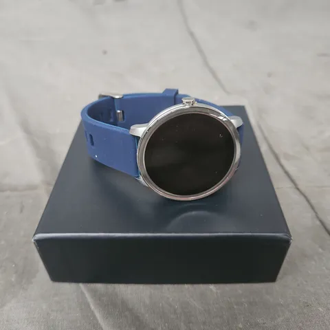 BEN SHERMAN SMART WRISTWATCH WITH BLUE SILICONE STRAP