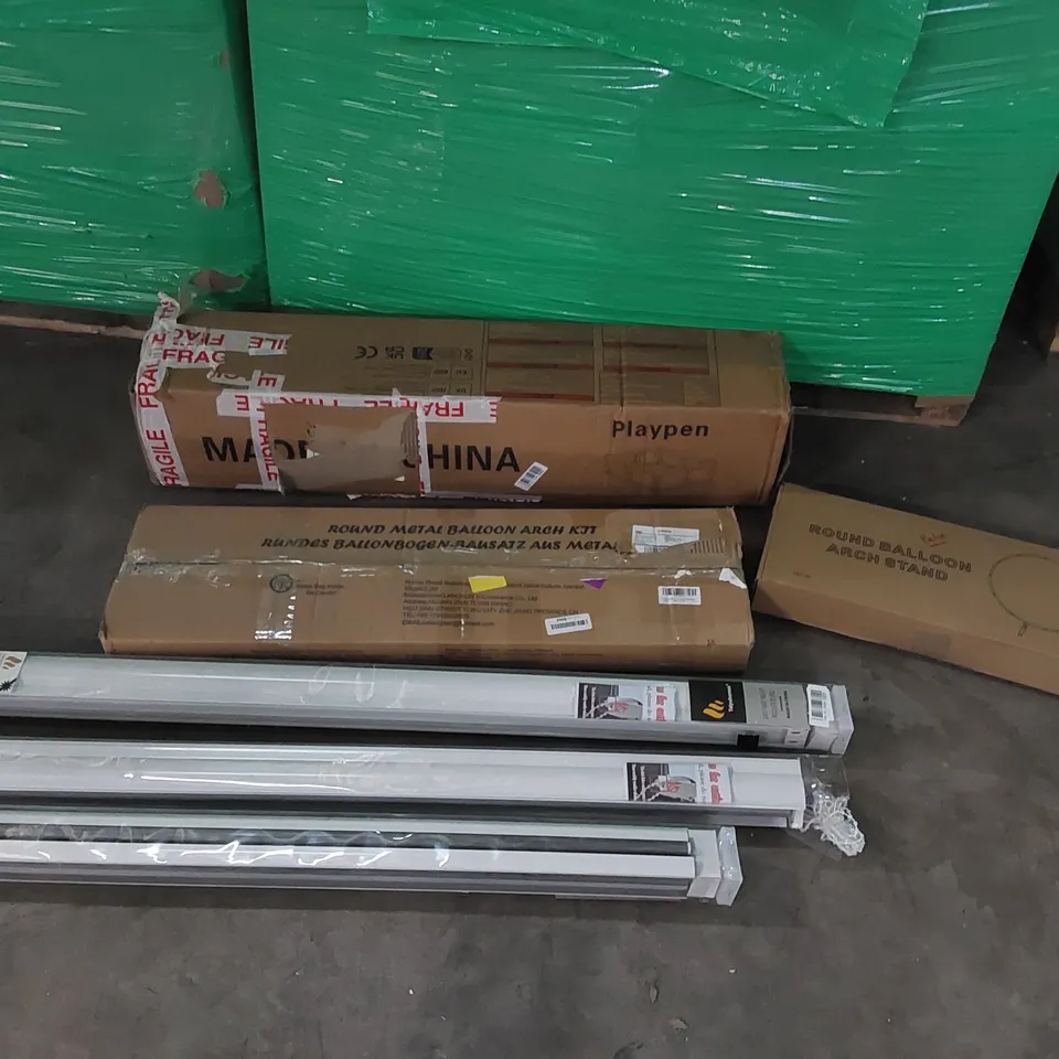 PALLET OF ASSORTED CONSUMER PRODUCTS TO INCLUDE: PLAYPEN, ROUND BALLOON ARCH STANDS, ROLLER BLINDS ECT