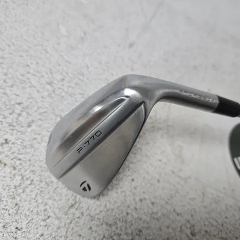TAYLORMADE DYNAMIC GOLD SHAFT GOLF CLUB: IRON HEAD MARKED R770