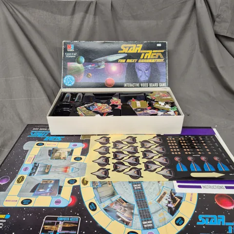 STAR TREK: THE NEXT GENERATION INTERACTIVE VIDEO BOARD GAME – MB GAMES