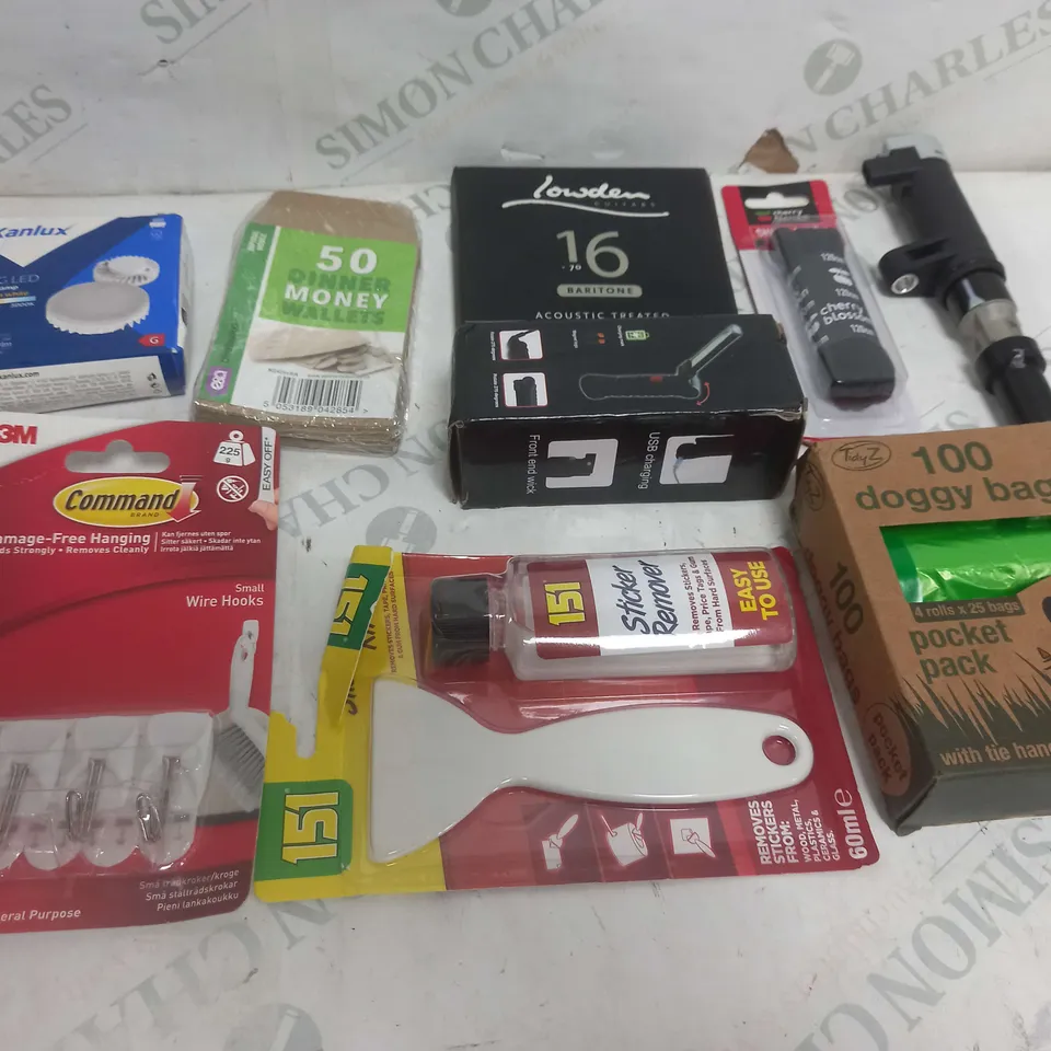 BOX OF APPROXIMATELY 15 ASSORTED COSMETIC ITEMS TO INCLUDE - 100 DOGGY BAGS, SHOE LACES, ESG LED ETC