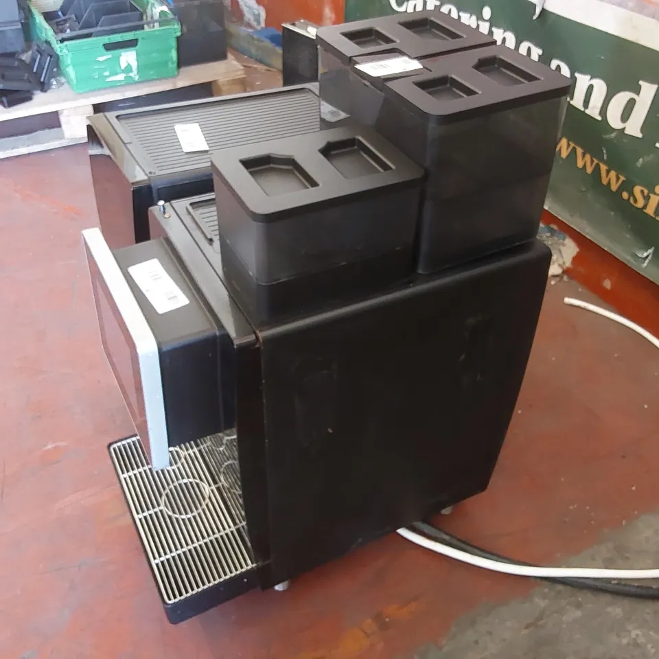 FRANKE A600 SWISS MADE COMMERCIAL COFFEE MACHINE WITH CLEANMASTER MILK CHILLER