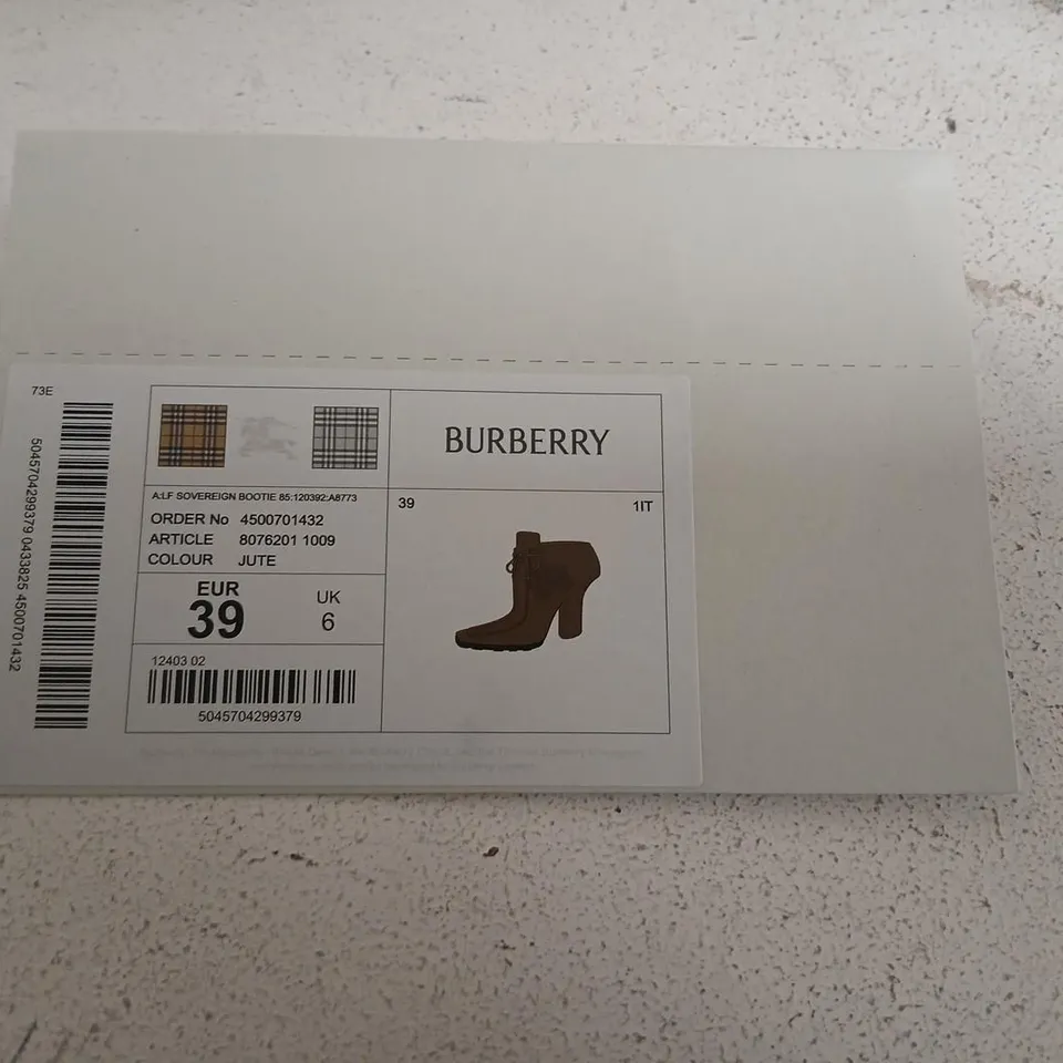 BURBERRY WOMEN'S SUEDE LACE-UP ANKLE BOOT – UK 6 (EU 39) JUTE