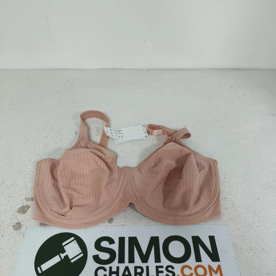 TRIUMPH WOMEN’S BRA – BLUSH PINK, UK 42E (EU 95F)