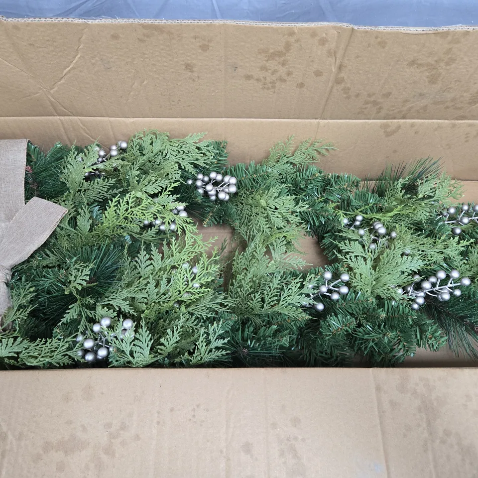 HESSIAN BOW AND CEDAR SWAG 180CM 