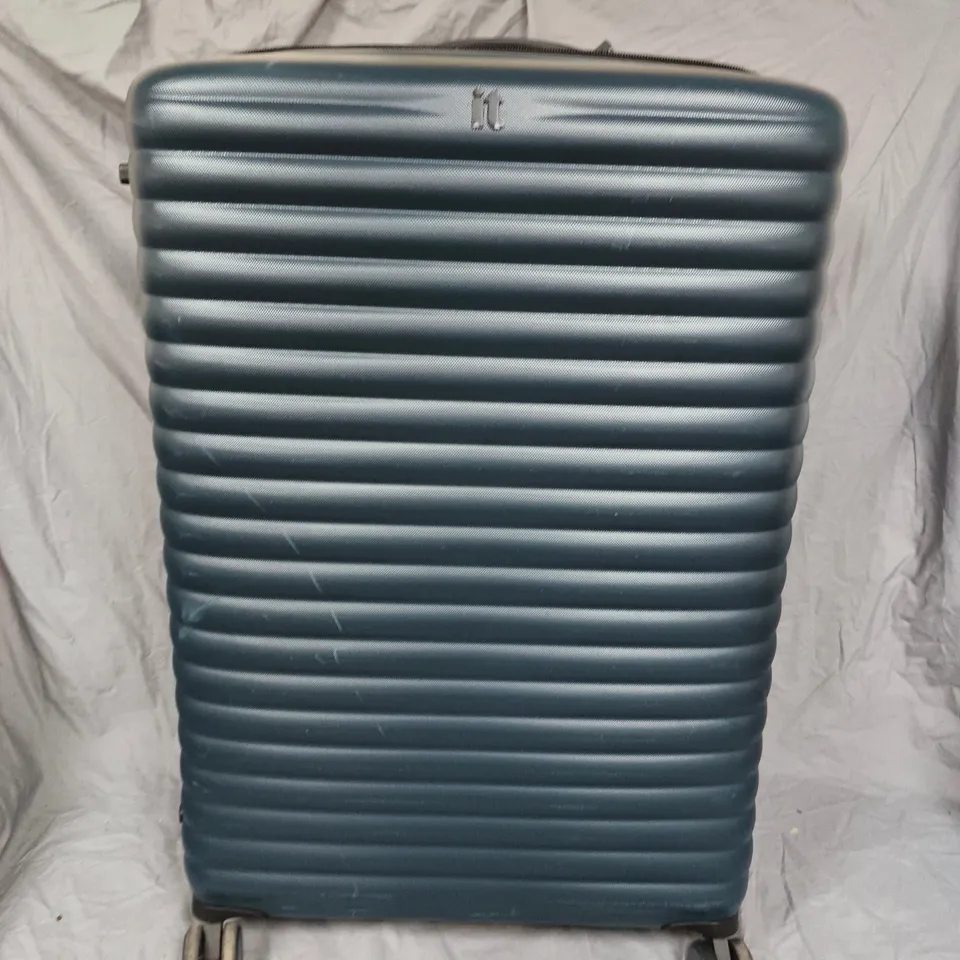 IT LARGE NAVY TRAVEL 3PCE SUITCASE WITH 4 WHEELS 