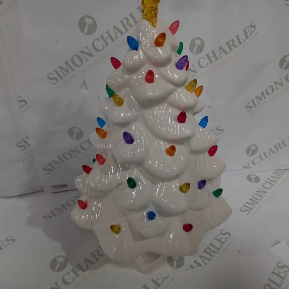 MR CHRISTMAS ILLUMINATED CERAMIC NOSTALGIC TREE