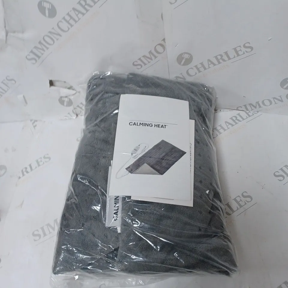 CALMING HEAT WEIGHTED 6 SPEED MASSAGE HEATING PAD