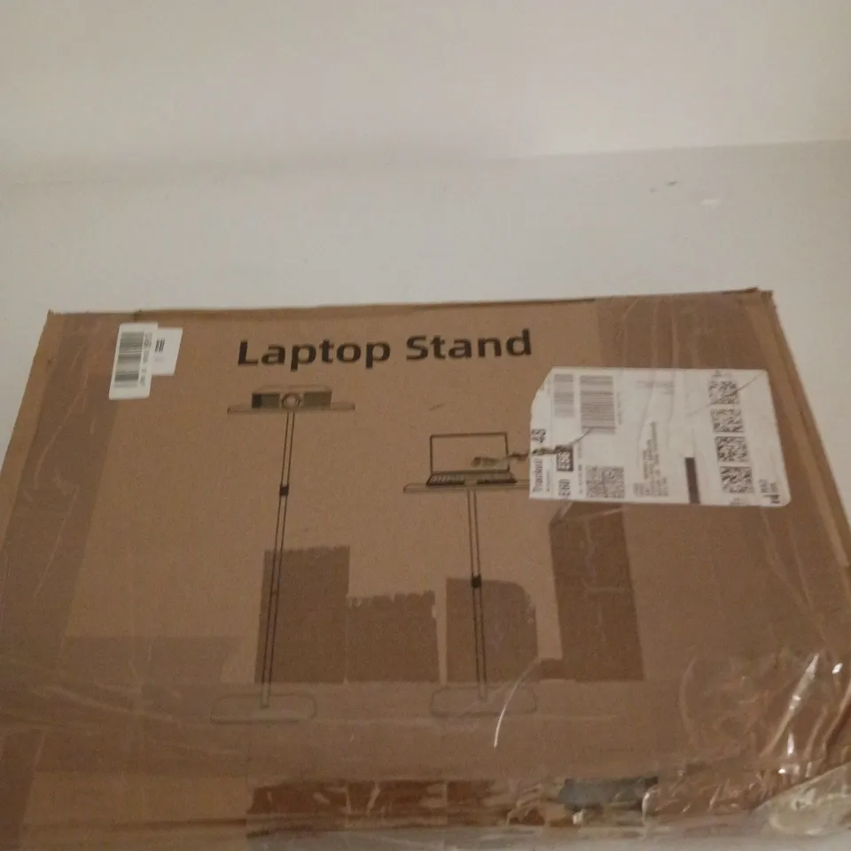 LAPTOP STAND – BOXED DESK ACCESSORY