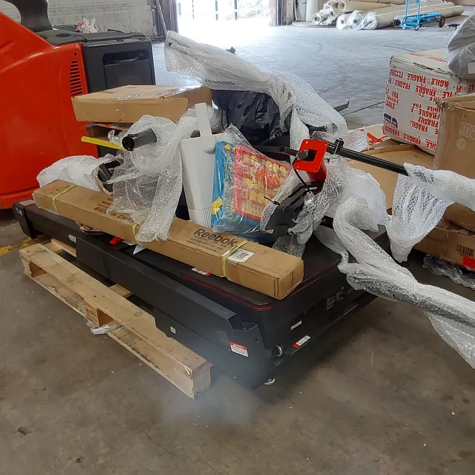 PALLET OF ASSORTED ITEMS INCLUDING EXCERCISE EQUIPMENT PARTS, TOYS ECT