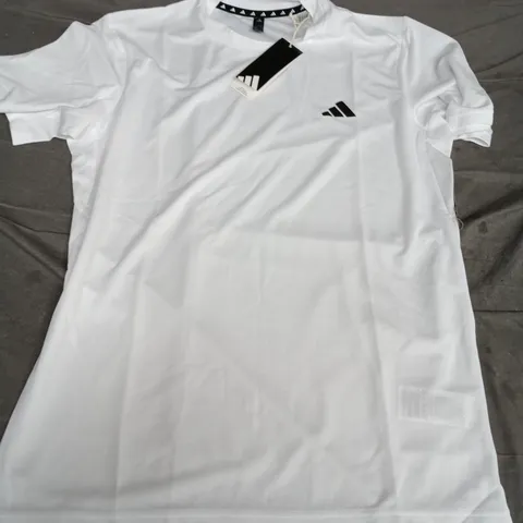 ADIDAS TRAINING ESSENTIALS BASE TEE – WHITE/BLACK, UK M