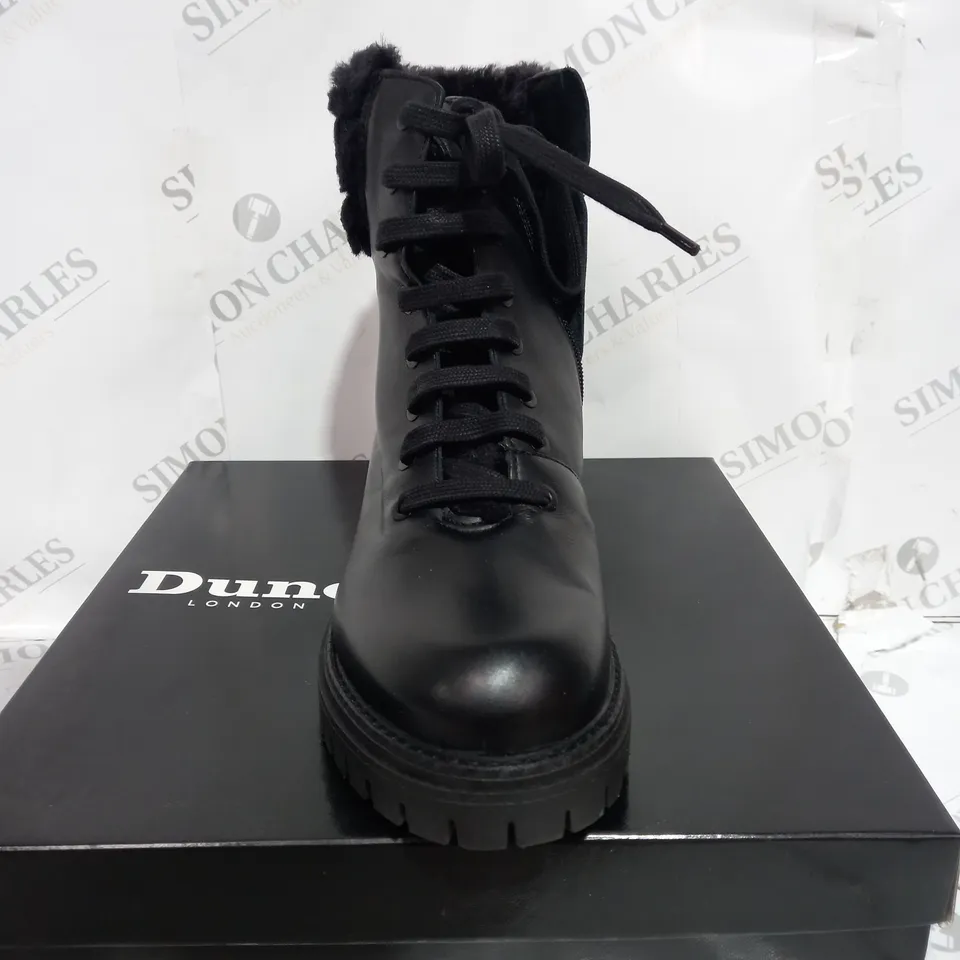 BOXED DUNE LONDON PERCH LACE UP BOOTS, BLACK - SIZE 7 