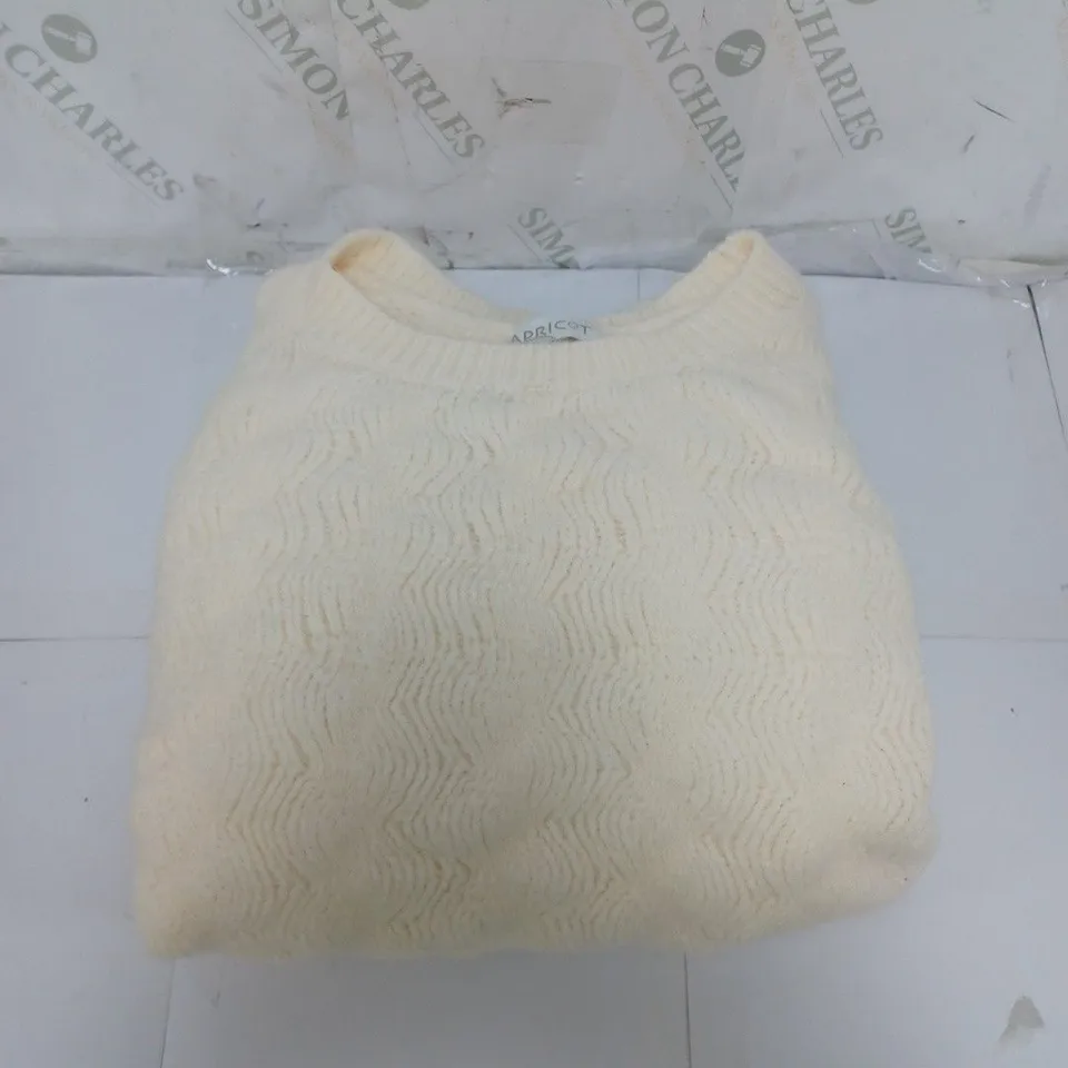 APRICOT KNITTED SWEATER IN CREAM SIZE UK 18