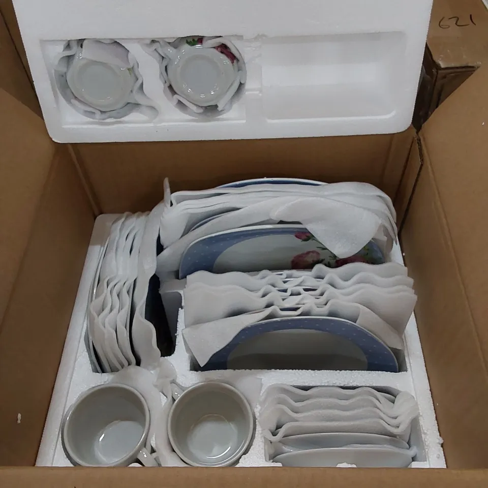 BOXED BLUE ELEPHANT PORCELAIN CHINA DINNERWARE SET (1 BOX)