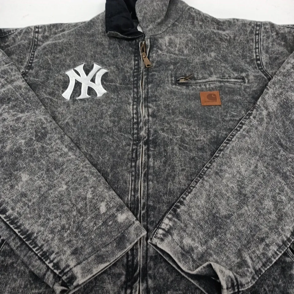 CARHARTT DENIM-STYLE ZIP JACKET - LARGE