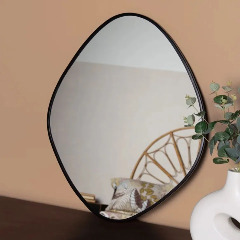 BOXED ORGANIC OVAL METAL WALL MIRROR (1 BOX)
