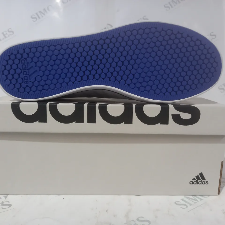 BOXED PAIR OF ADIDAS VS PACE 2.0 SHOES IN WHITE/BLACK UK SIZE 8