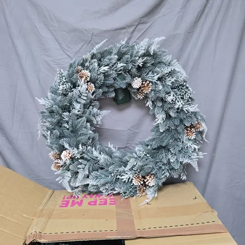 FROSTED ARTIFICIAL CHRISTMAS WREATH WITH PINECONES