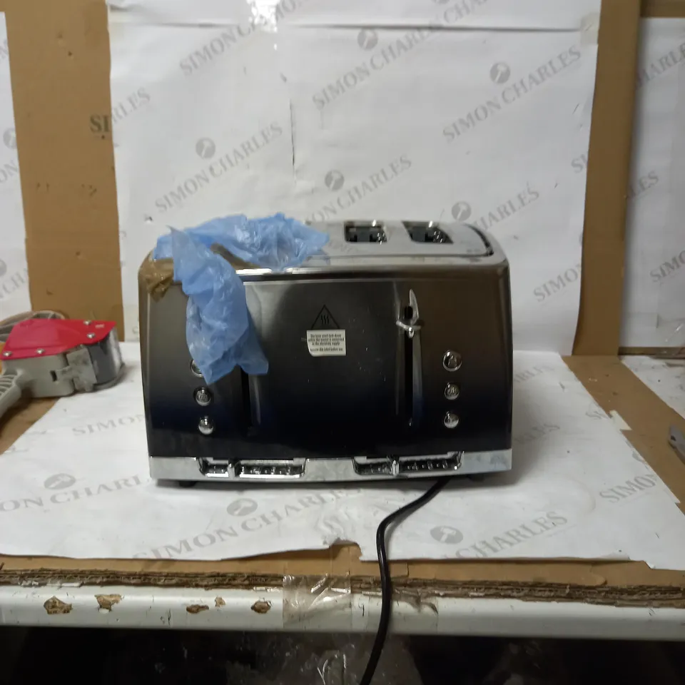 RUSSELL HOBBS 25141 STAINLESS STEEL FOUR SLICE TOASTER