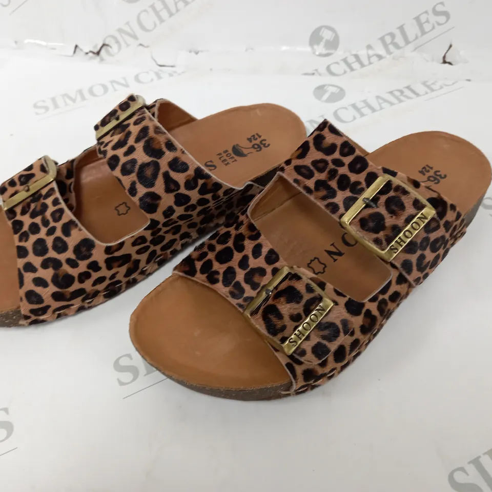 SHOON STROLL TAN LEOPARD SANDALS - 36