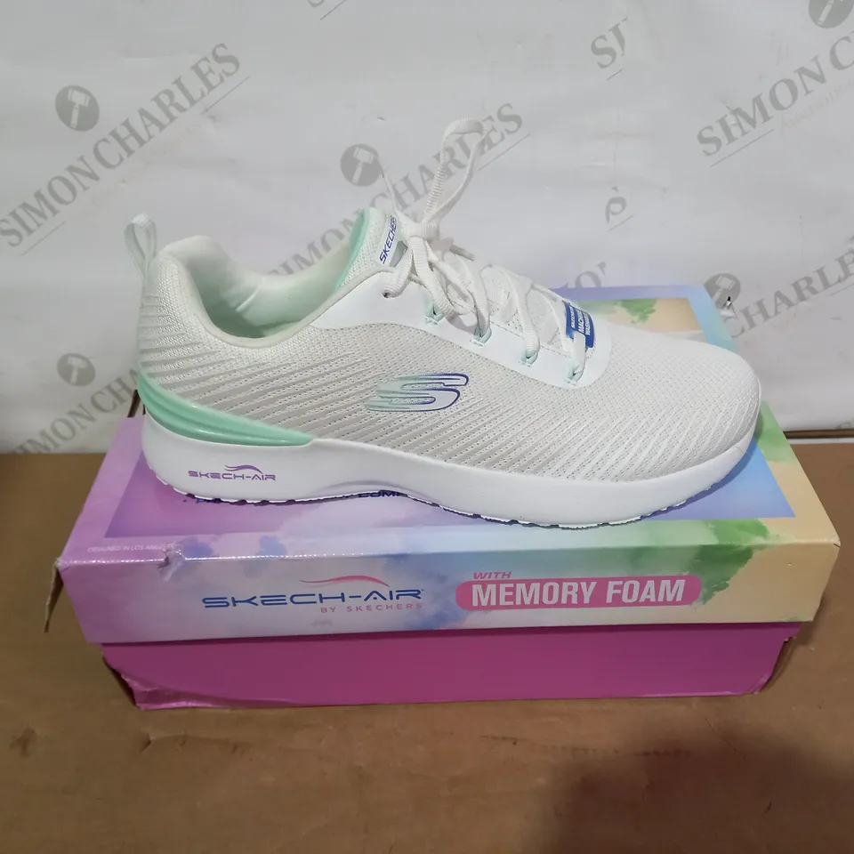 BOXED PAIR OF SKECHERS - SIZE 7