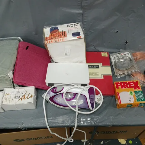 BOX OF APPROXIMATELY 12 ASSORTED ITEMS TO INCLUDE - STIKKI METHOD PELLETS, 4" MAGNETIC PARTS HOLDER, AND MORPHY RICHARDS STEAMER ETC. 