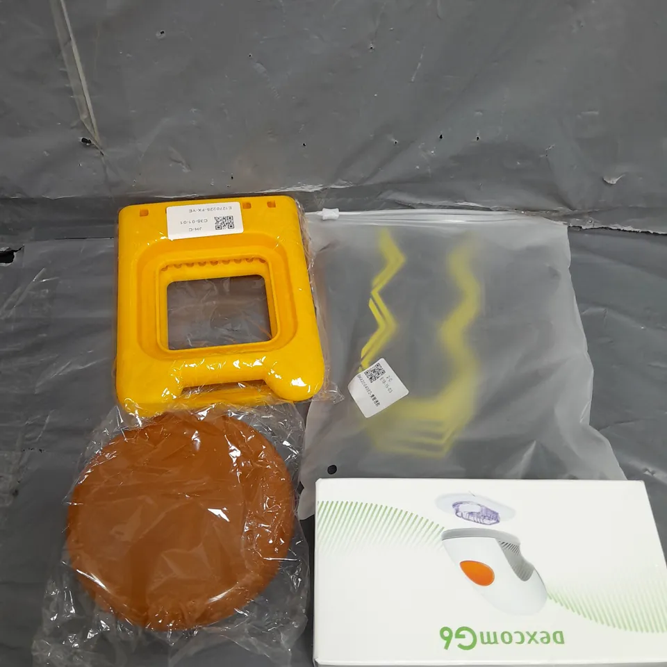 APROXIMATELY 15 ASSORTED HOUSEHOLD ITEMS TO INCLUDE G6 SENSOR , ETC 