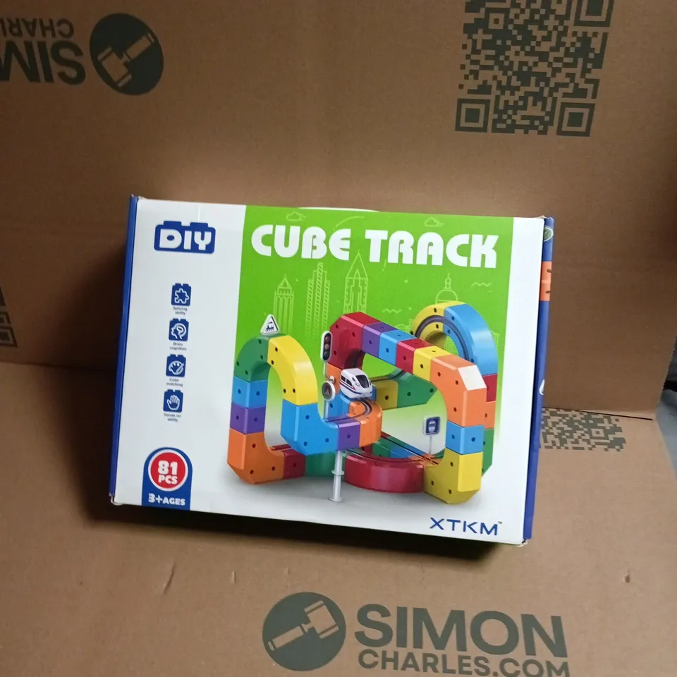 XTKM DIY CUBE TRACK CONSTRUCTION TOY – 81 PIECES, AGES 3+