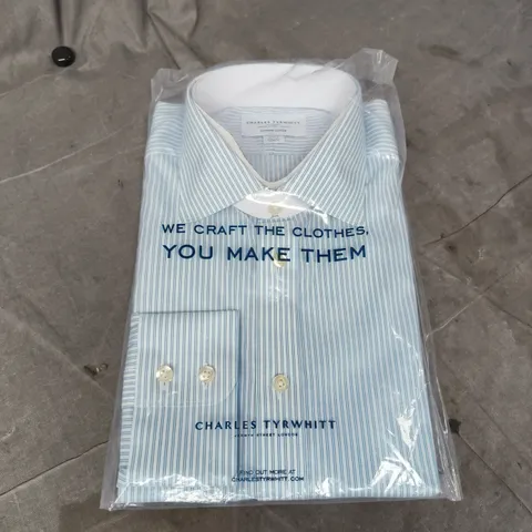 CHARLES TYRWHITT MEN'S LIGHT BLUE STRIPED SHIRT – SIZE 42/89CM