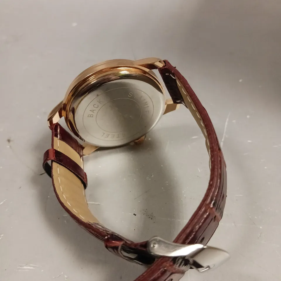 MENS LA BANUS WATCH – GOLD COLOUR CASE – LEATHER STRAP