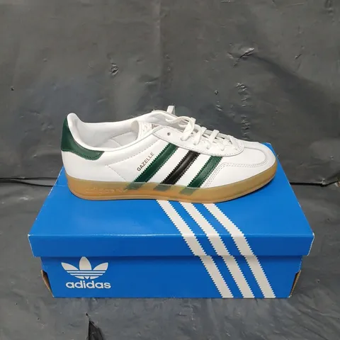 BOXED PAIR OF ADIDAS GAZELLE ORIGINAL TRAINERS - 4.5 