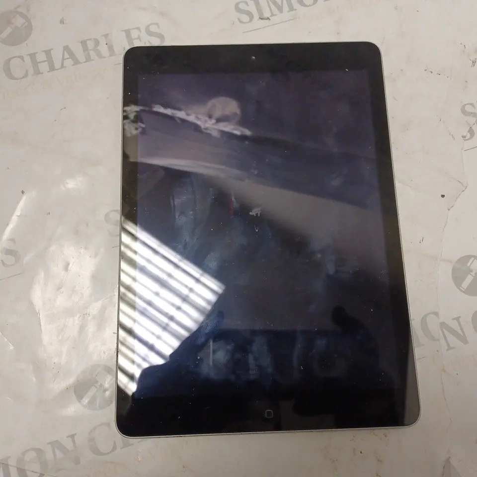 APPLE A1474 IPAD AIR 