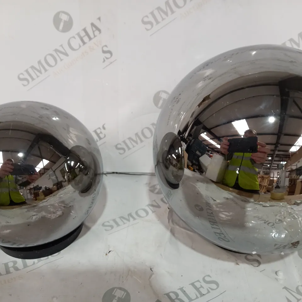 BOXED KELLY HOPPEN SET OF 2 INDOOR OUTDOOR PRELIT GLASS DECOR, REFLECTIVE ORBS